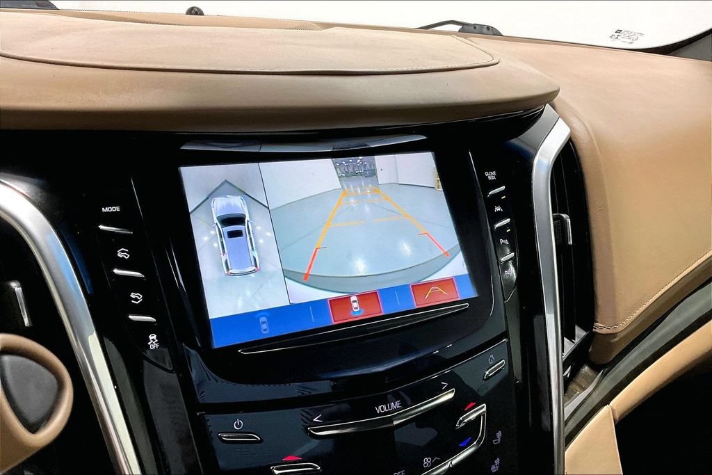 Used 2018 Cadillac Escalade Platinum AWD/4WD image 28
