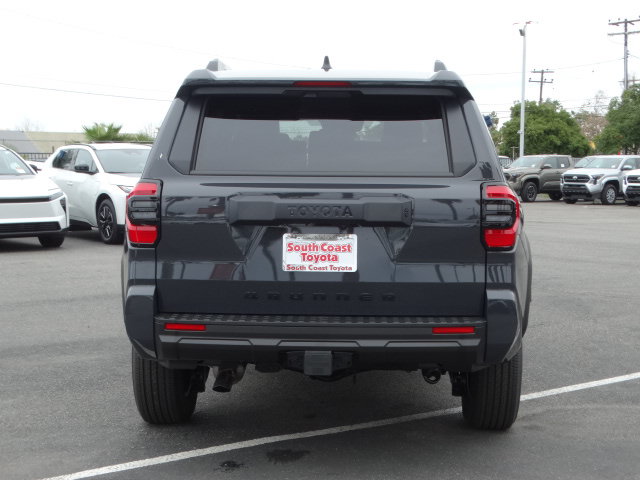 New 2026 Toyota 4Runner SR5 AWD/4WD image 6