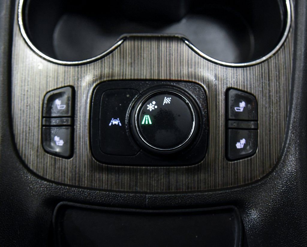 Used 2023 GMC Acadia SLT FWD image 35