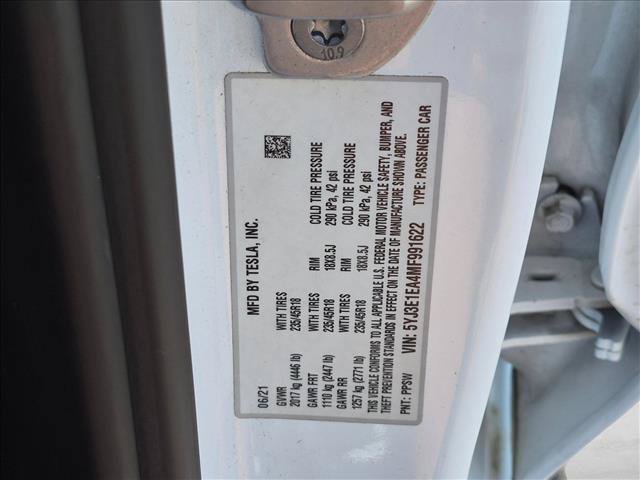 Used 2021 Tesla Model 3 Standard Range Plus RWD image 23