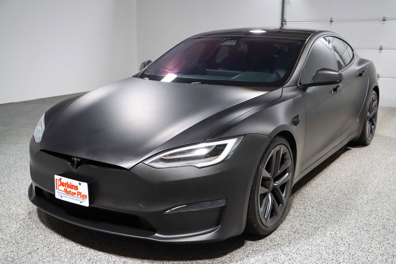 Used 2022 Tesla Model S Plaid image 27