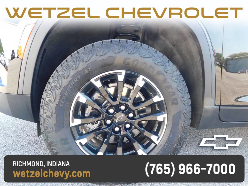 Used 2025 Chevrolet Traverse Z71 w/ Driver Confidence Package AWD/4WD image 10