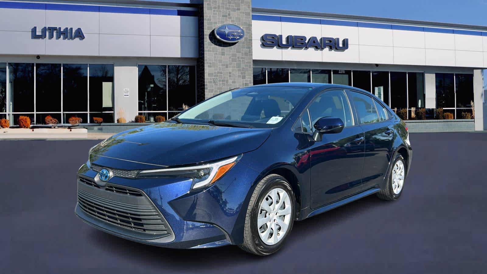 Used 2025 Toyota Corolla LE FWD video 1