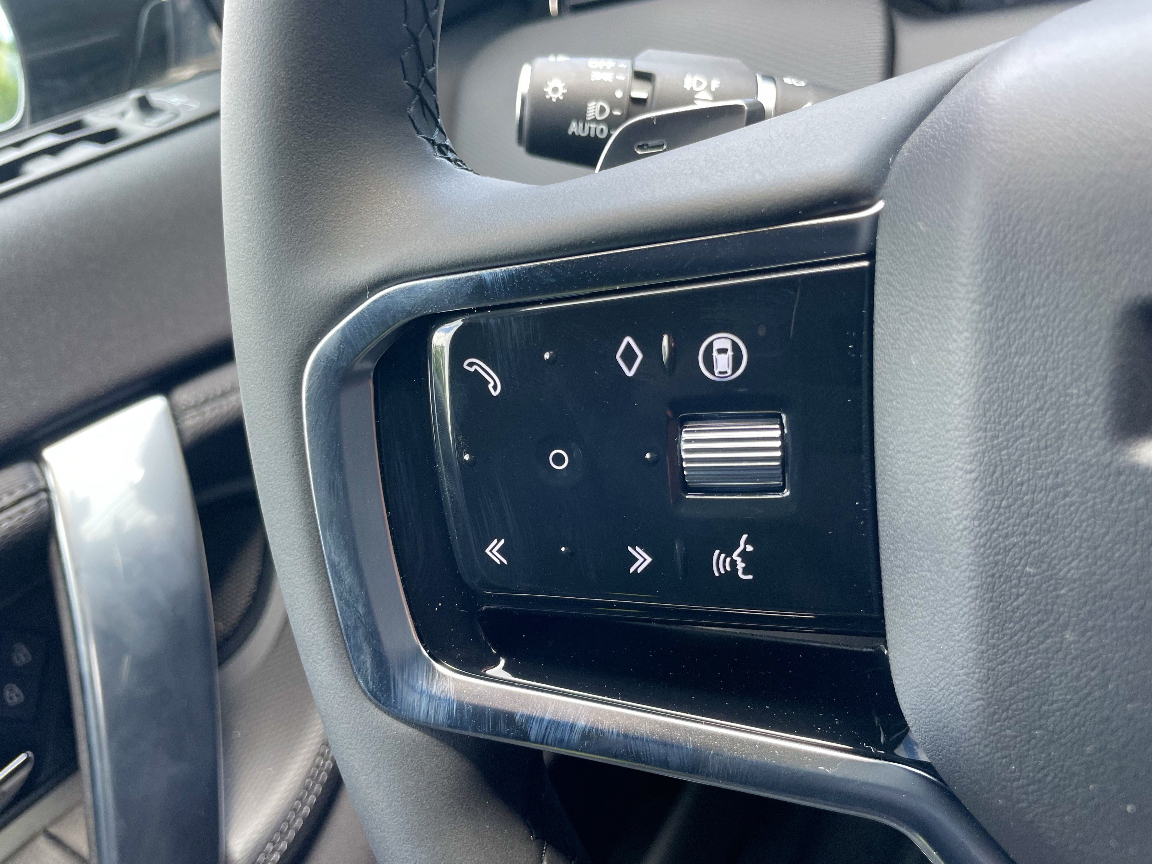 Certified 2025 Land Rover Discovery Sport S AWD/4WD image 23
