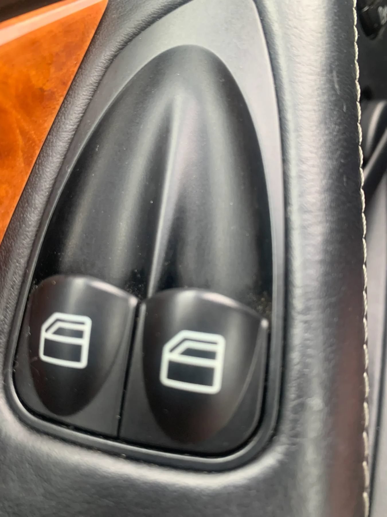 Used 2003 Mercedes-Benz SL 55 AMG image 34