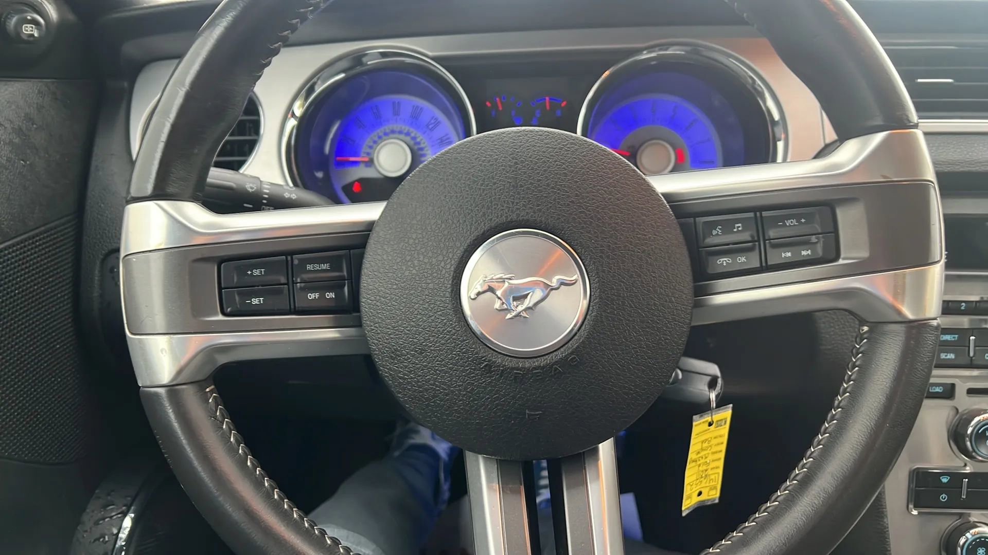 Used 2011 Ford Mustang Premium w/ 202A Rapid Spec Order Code image 29