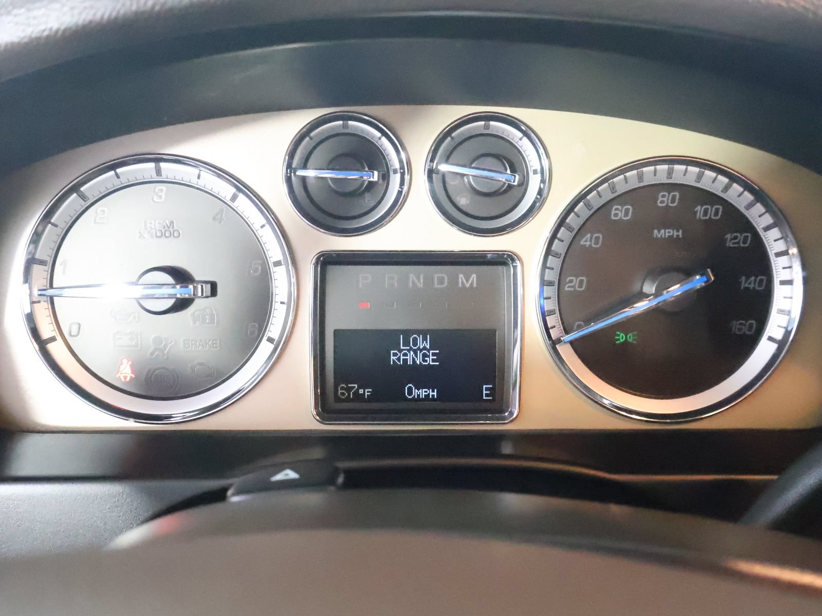 Used 2014 Cadillac Escalade Platinum AWD/4WD image 37