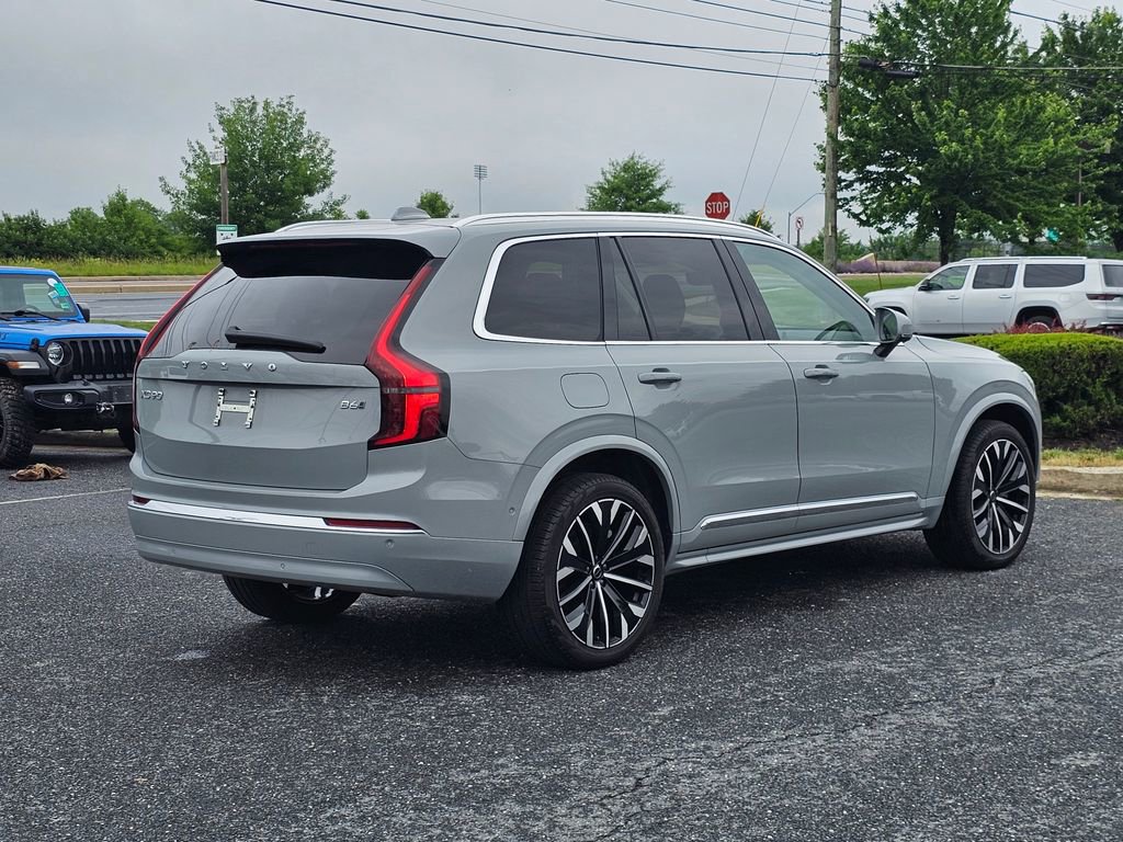 Used 2025 Volvo XC90 B6 Plus AWD/4WD image 13