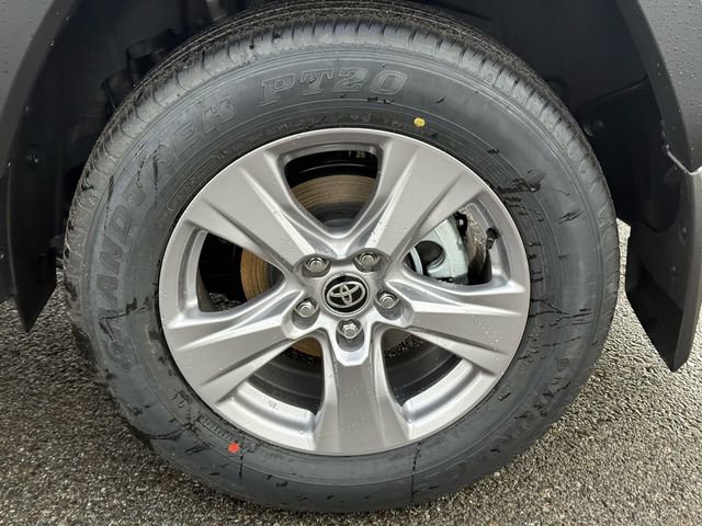 New 2025 Toyota RAV4 XLE image 10