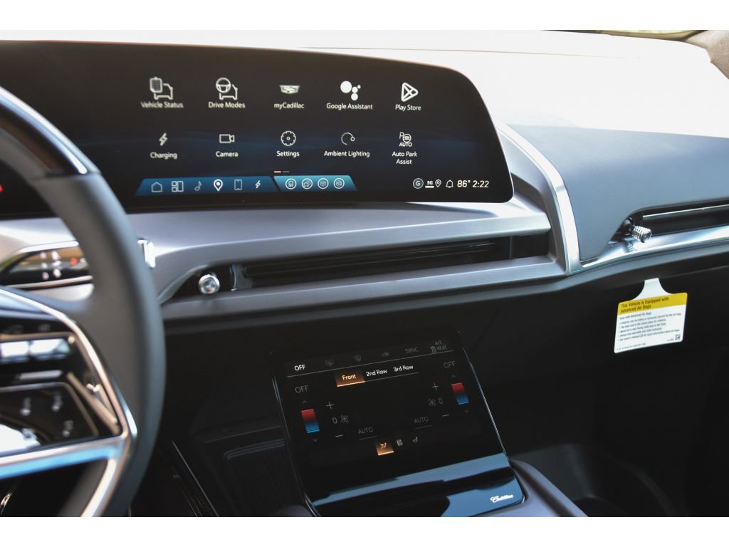 New 2026 Cadillac Vistiq Sport w/ LPO, Floor Liner Package image 21