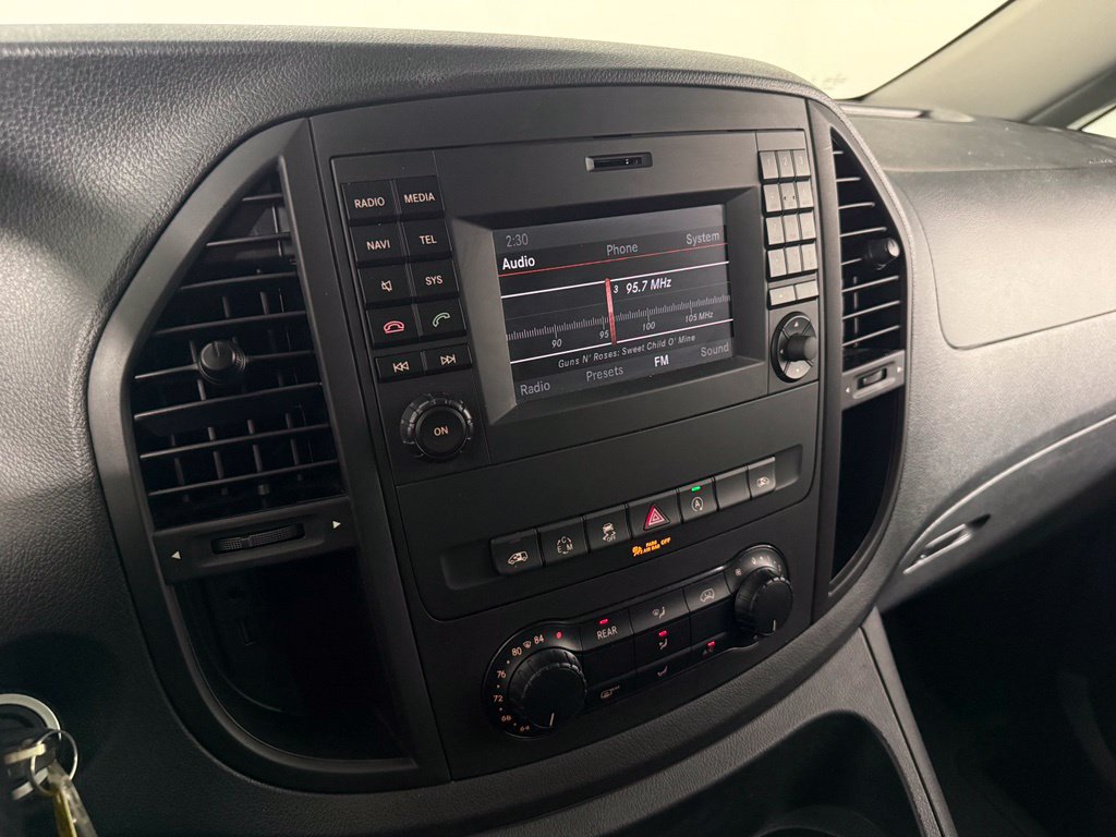 Used 2018 Mercedes-Benz Metris Passenger image 25
