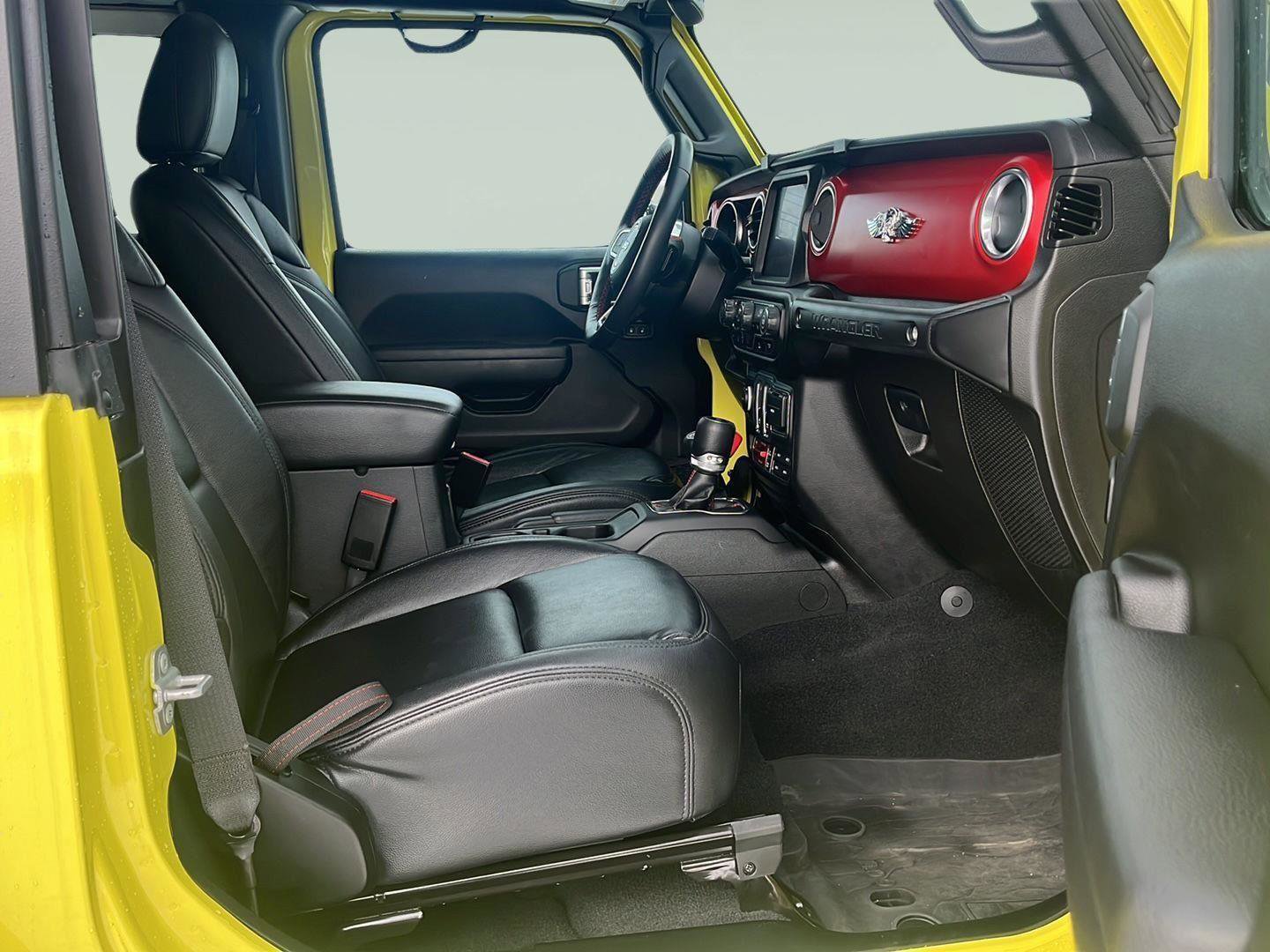 Used 2023 Jeep Wrangler Rubicon w/ Steel Bumper Group image 30