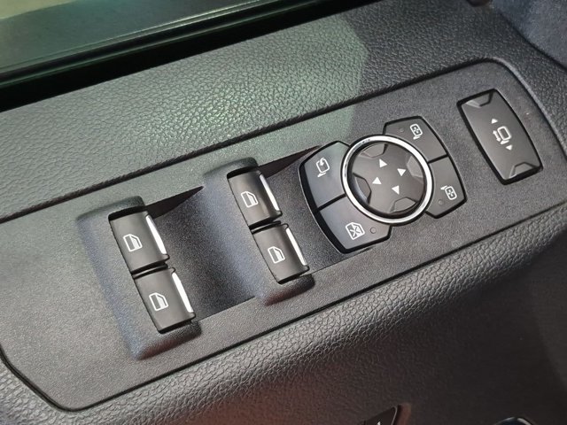 Used 2019 Ford F250 Lariat w/ Lariat Ultimate Package AWD/4WD image 16