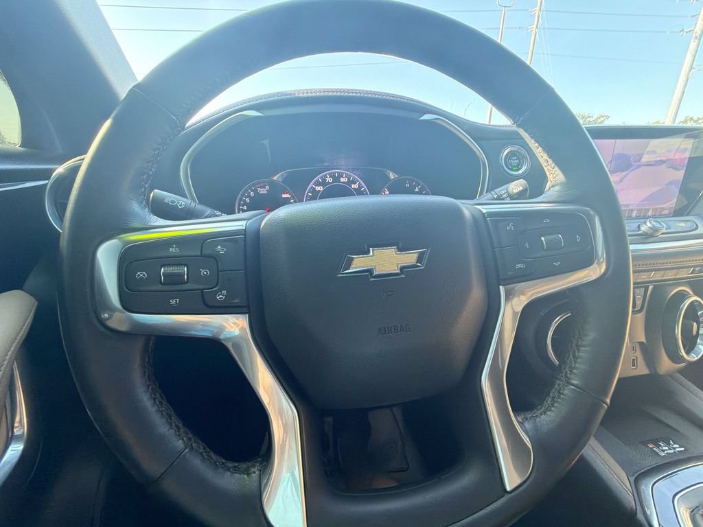 Used 2019 Chevrolet Blazer Premier w/ Sun and Wheels Package FWD image 27