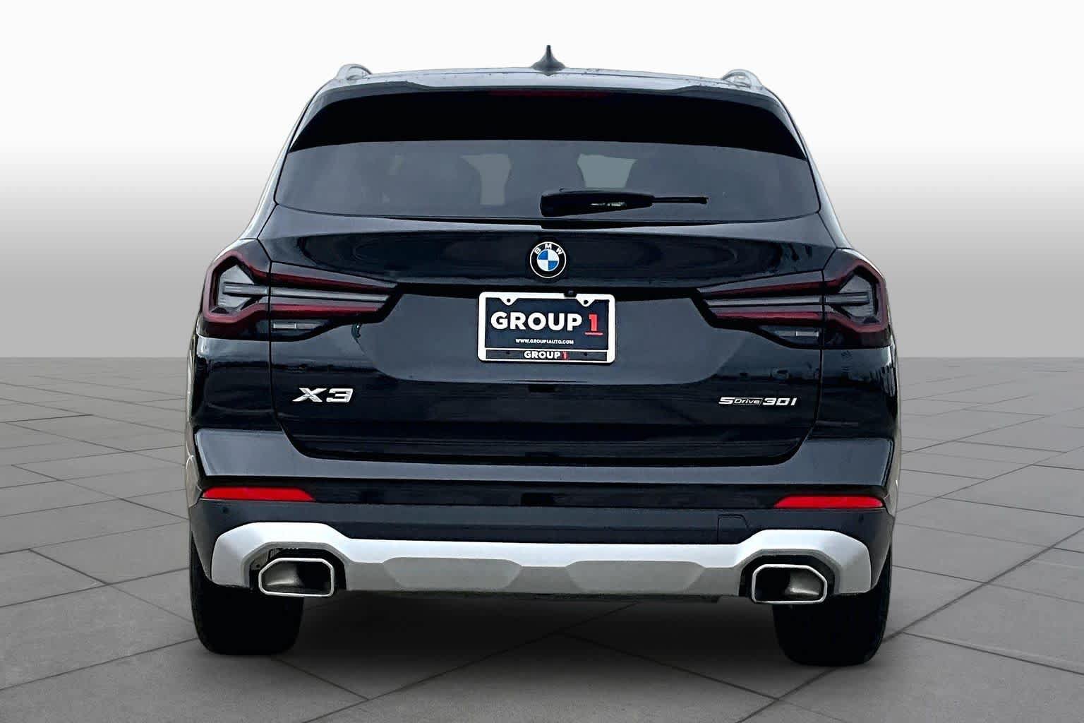 Used 2024 BMW X3 sDrive30i w/ Convenience Package w/ZPA RWD image 4
