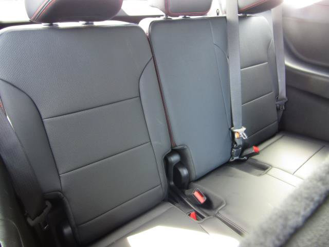 Used 2024 Chevrolet Traverse RS FWD image 5
