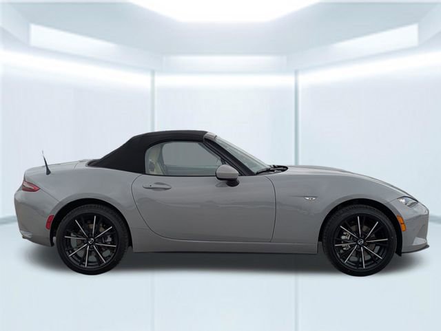 New 2026 MAZDA MX-5 Miata Grand Touring RWD image 7