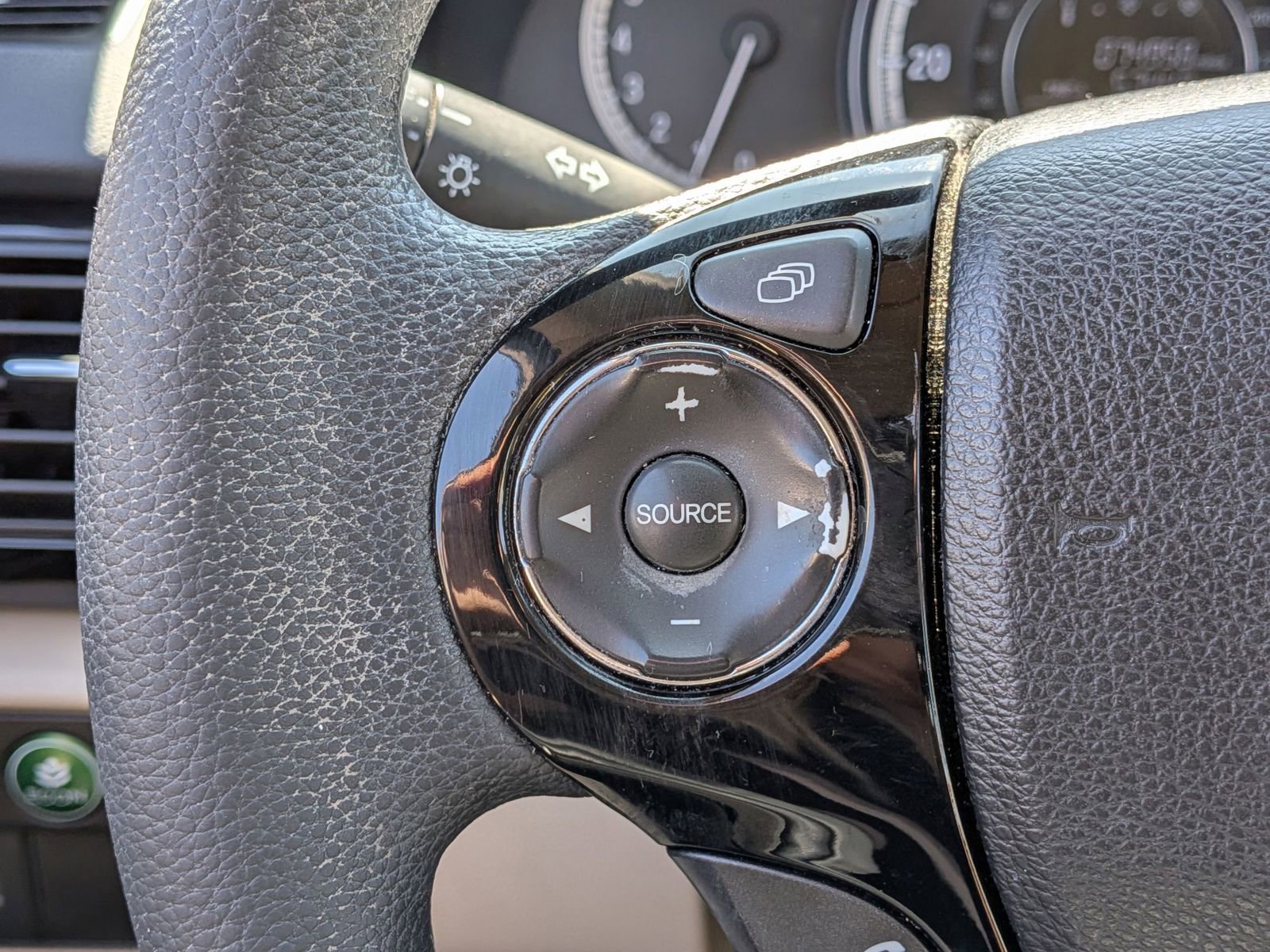 Used 2017 Honda Accord LX image 16