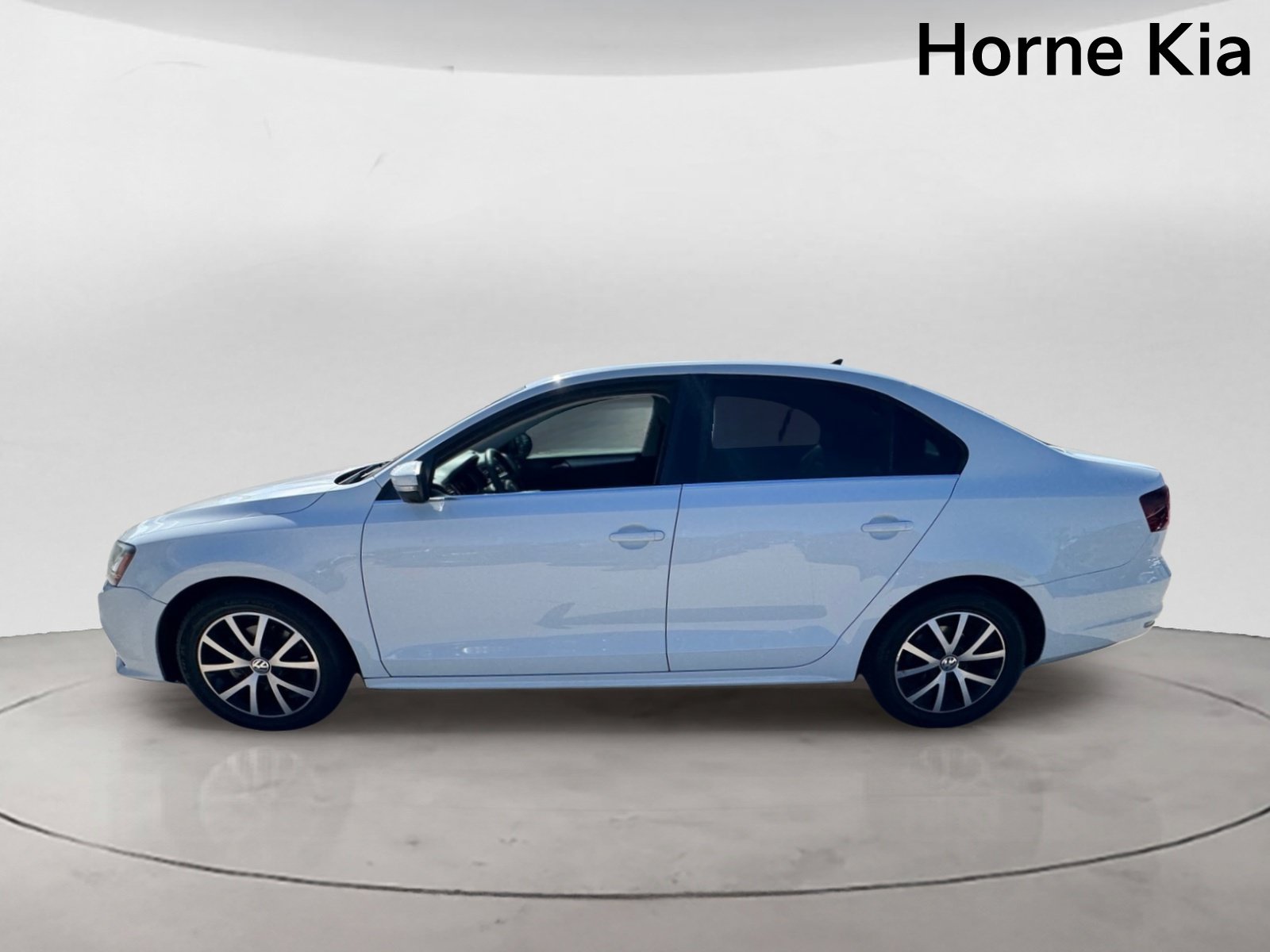 Used 2017 Volkswagen Jetta SE FWD image 6