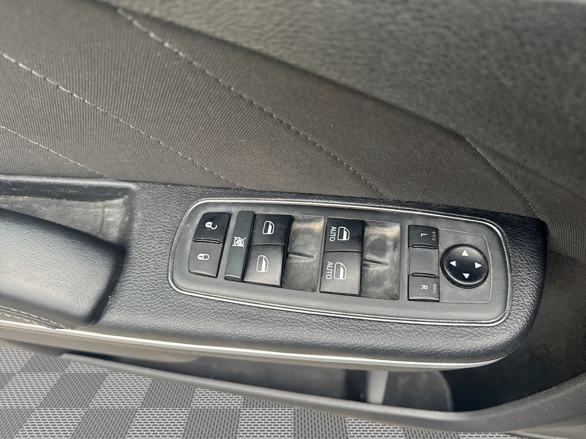 Used 2020 Dodge Charger Scat Pack RWD image 15