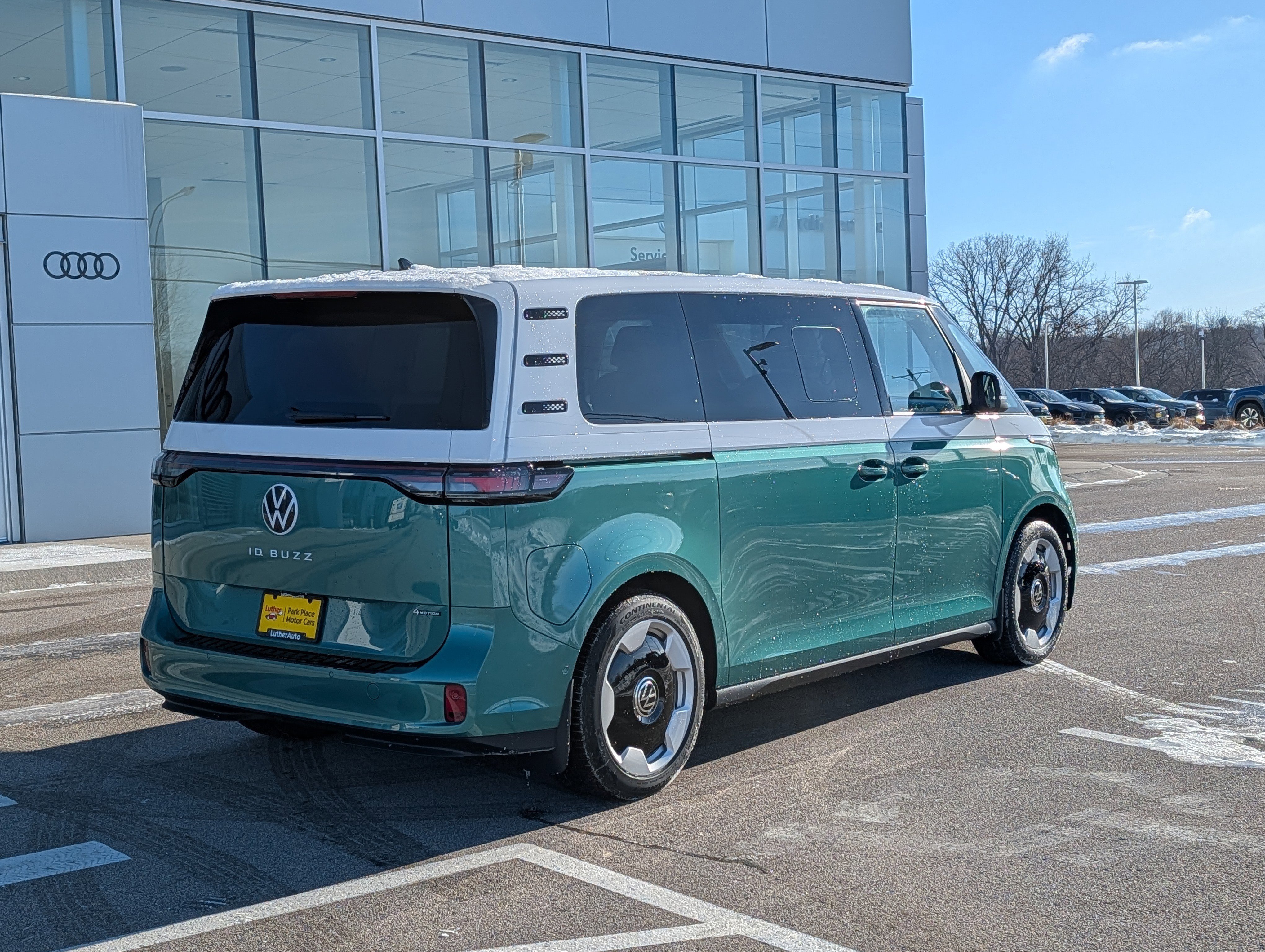 New 2025 Volkswagen ID. Buzz Pro S Plus image 2