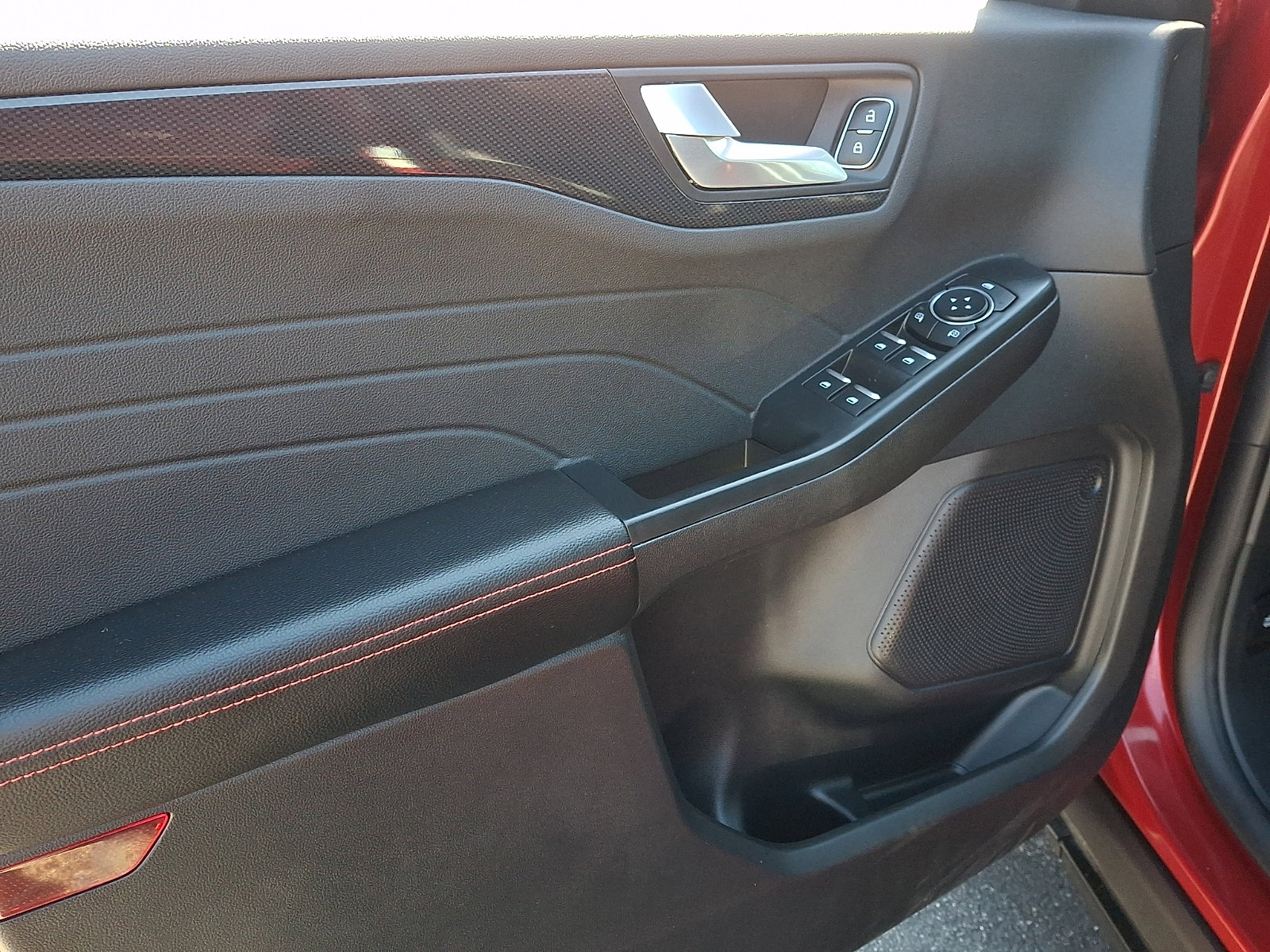 Used 2026 Ford Escape ST-Line w/ Tech Pack #1 image 13