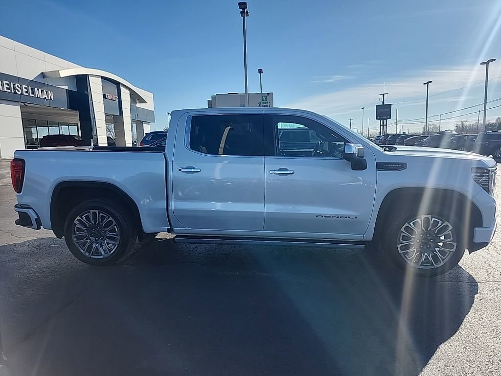 Used 2023 GMC Sierra 1500 Denali Ultimate image 2