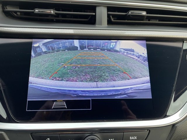 Used 2020 Buick Encore GX Preferred w/ Cold Weather Comfort Package image 18