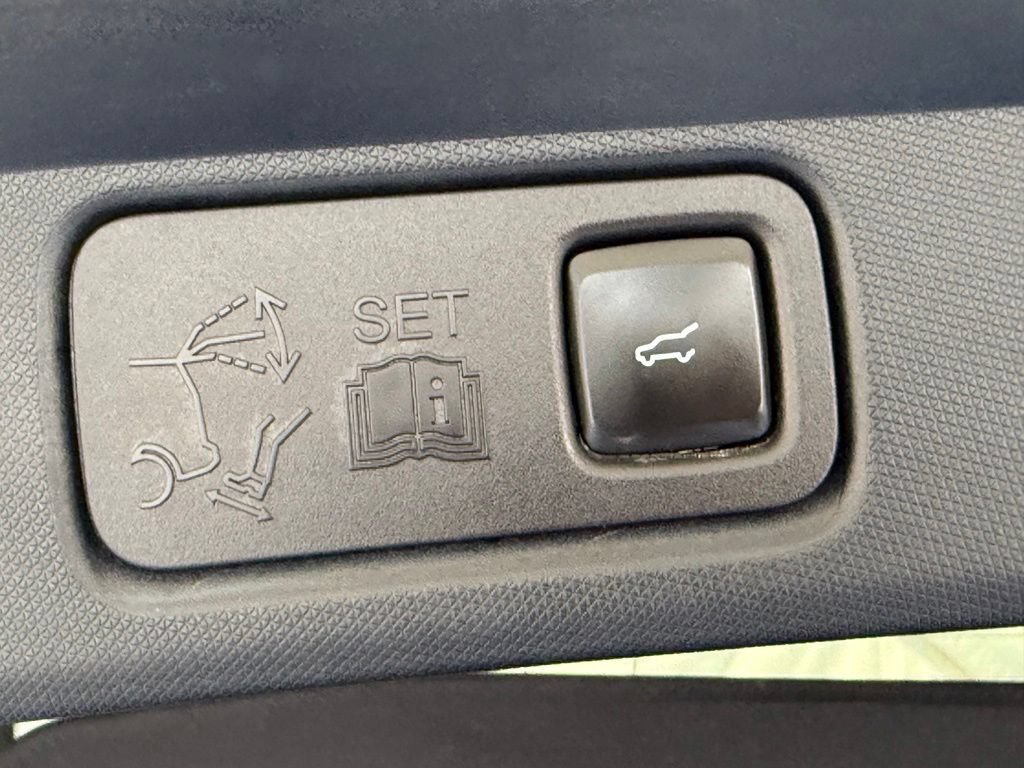 Certified 2023 Ford Mustang Mach-E Premium RWD image 5