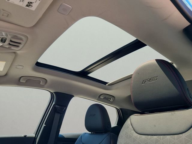 New 2027 Chevrolet Bolt RS w/ Technology Package image 21
