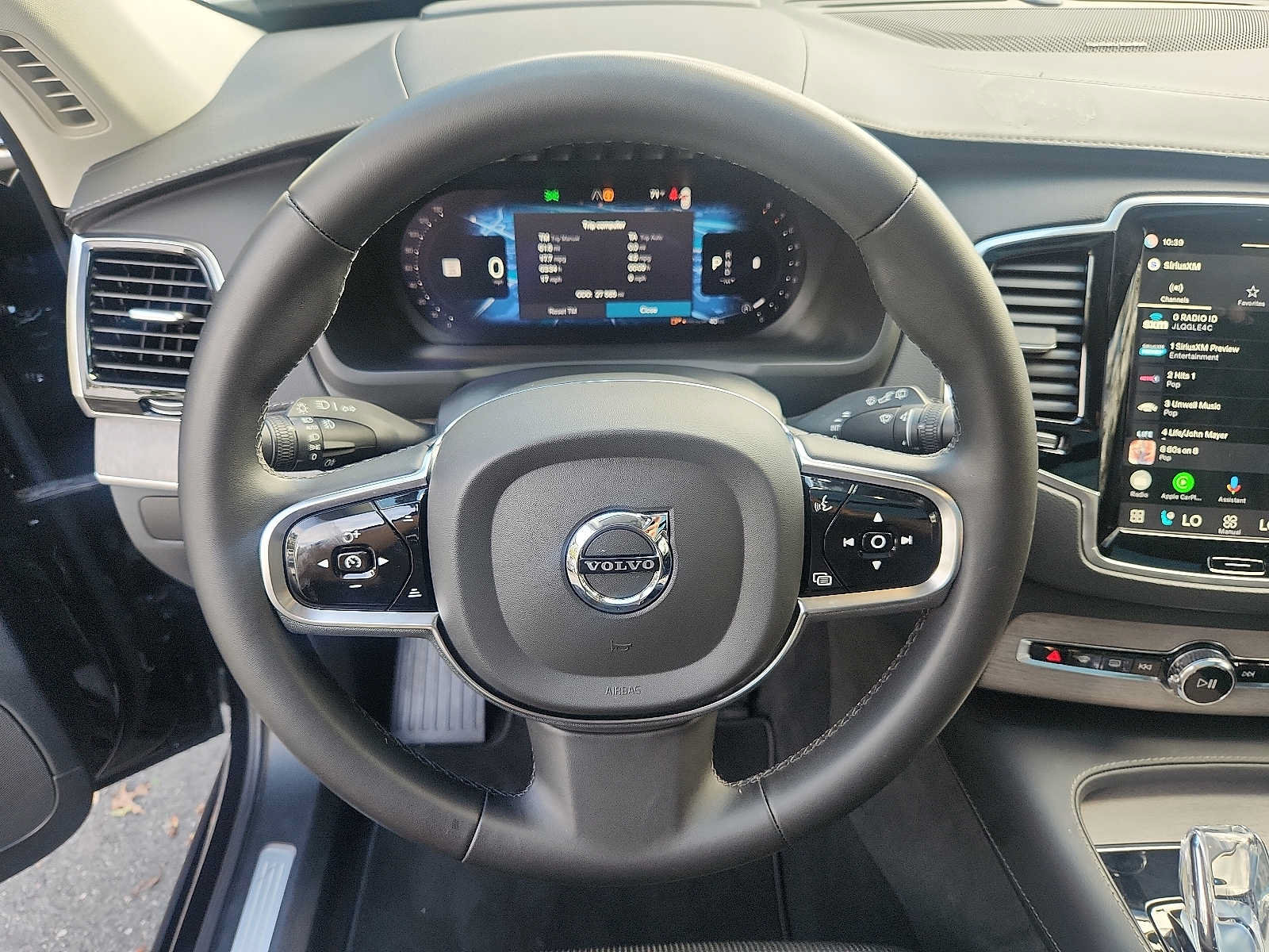 Used 2024 Volvo XC90 B6 Ultimate w/ Protection Package Premier AWD/4WD image 19