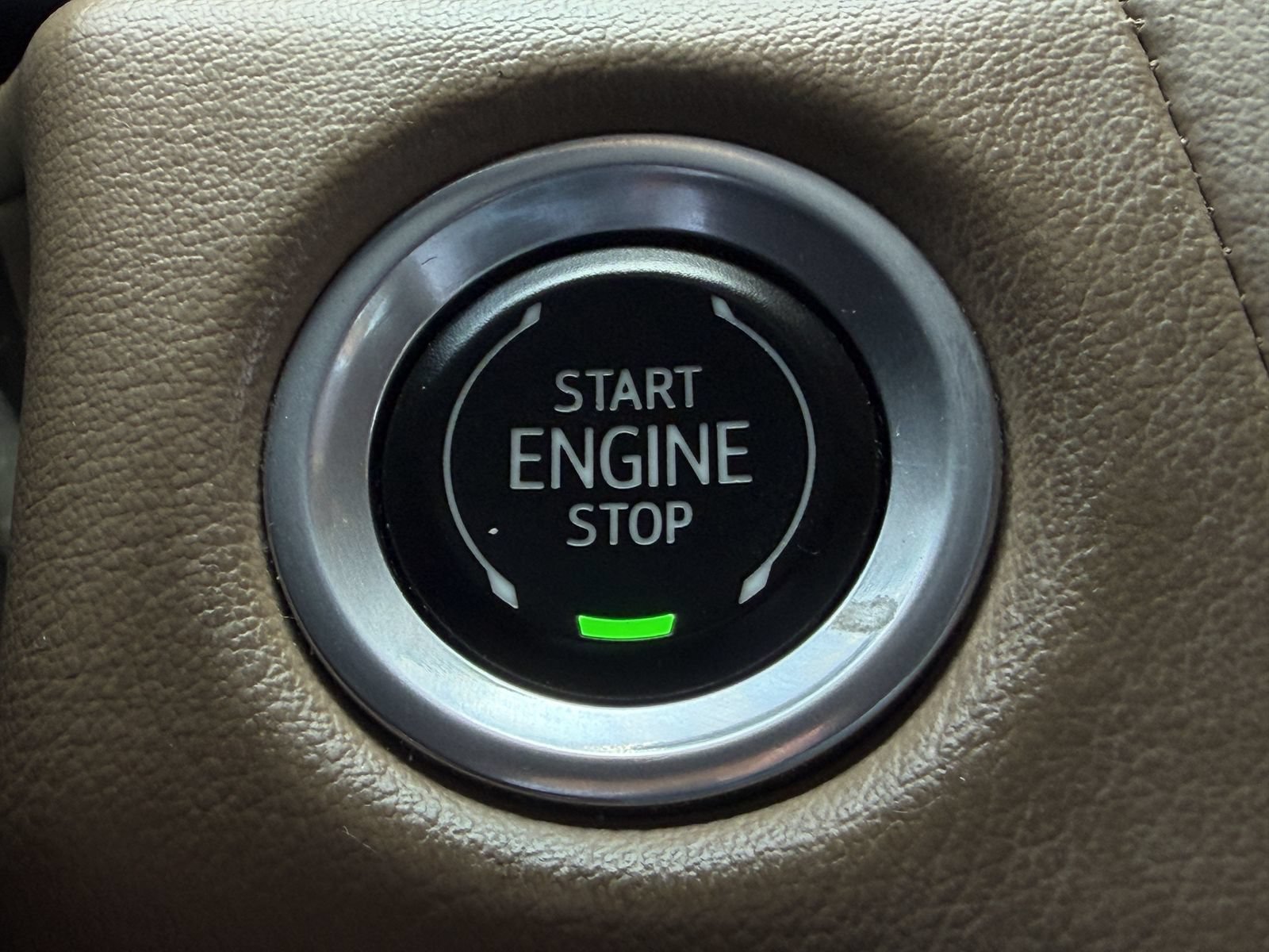Used 2023 Chevrolet Suburban Premier RWD image 22