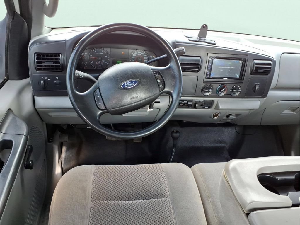 Used 2006 Ford F350 XLT AWD/4WD image 13
