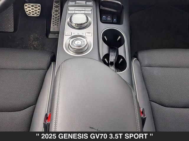 Used 2025 Genesis GV70 3.5T Sport AWD/4WD image 32