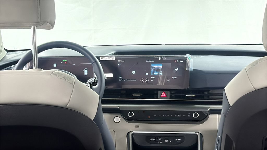 New 2026 Kia Carnival SX w/ SX Dark Edition Package FWD image 19