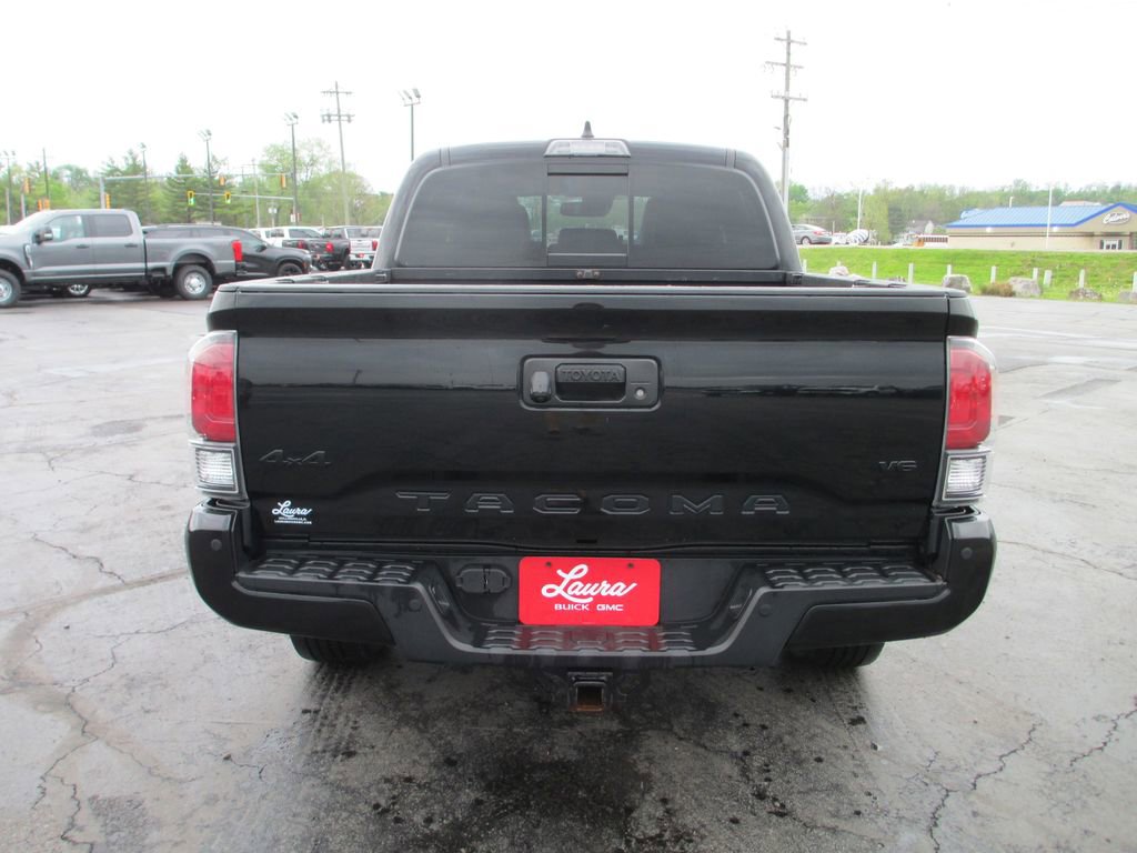 Used 2022 Toyota Tacoma Limited w/ Nightshade Package image 7