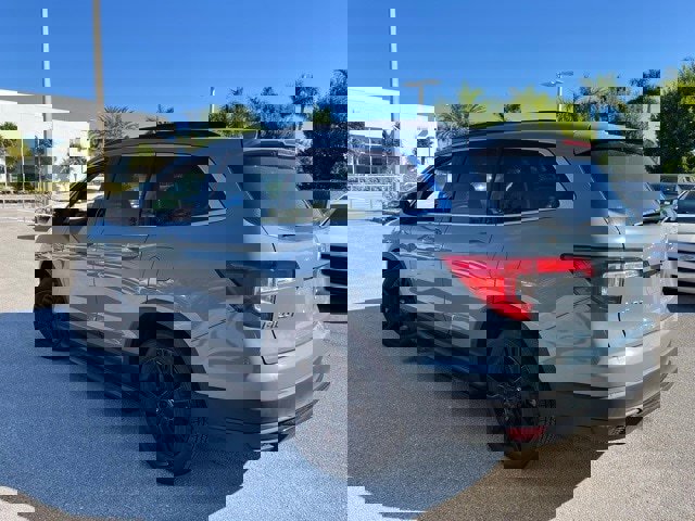 Used 2022 Honda Pilot Special Edition image 3