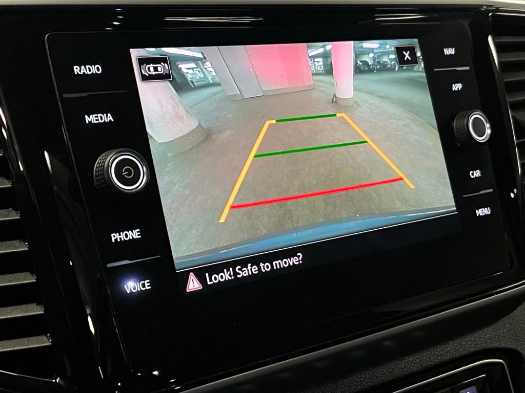 Used 2023 Volkswagen Atlas Cross Sport SEL R-Line image 29