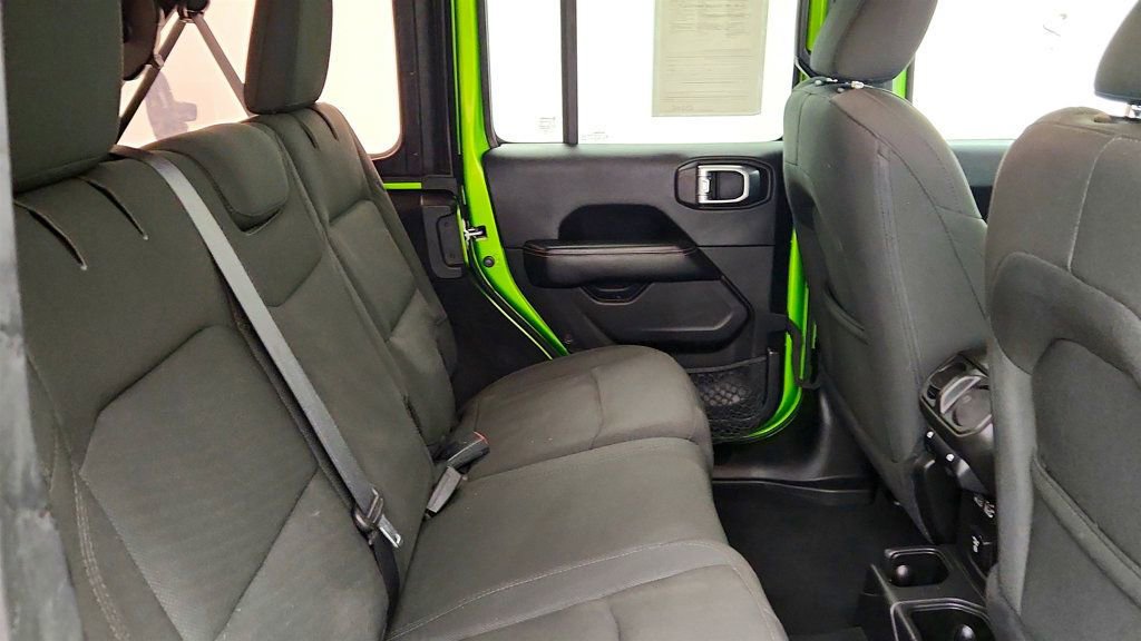 Used 2019 Jeep Wrangler Unlimited Sahara AWD/4WD image 24