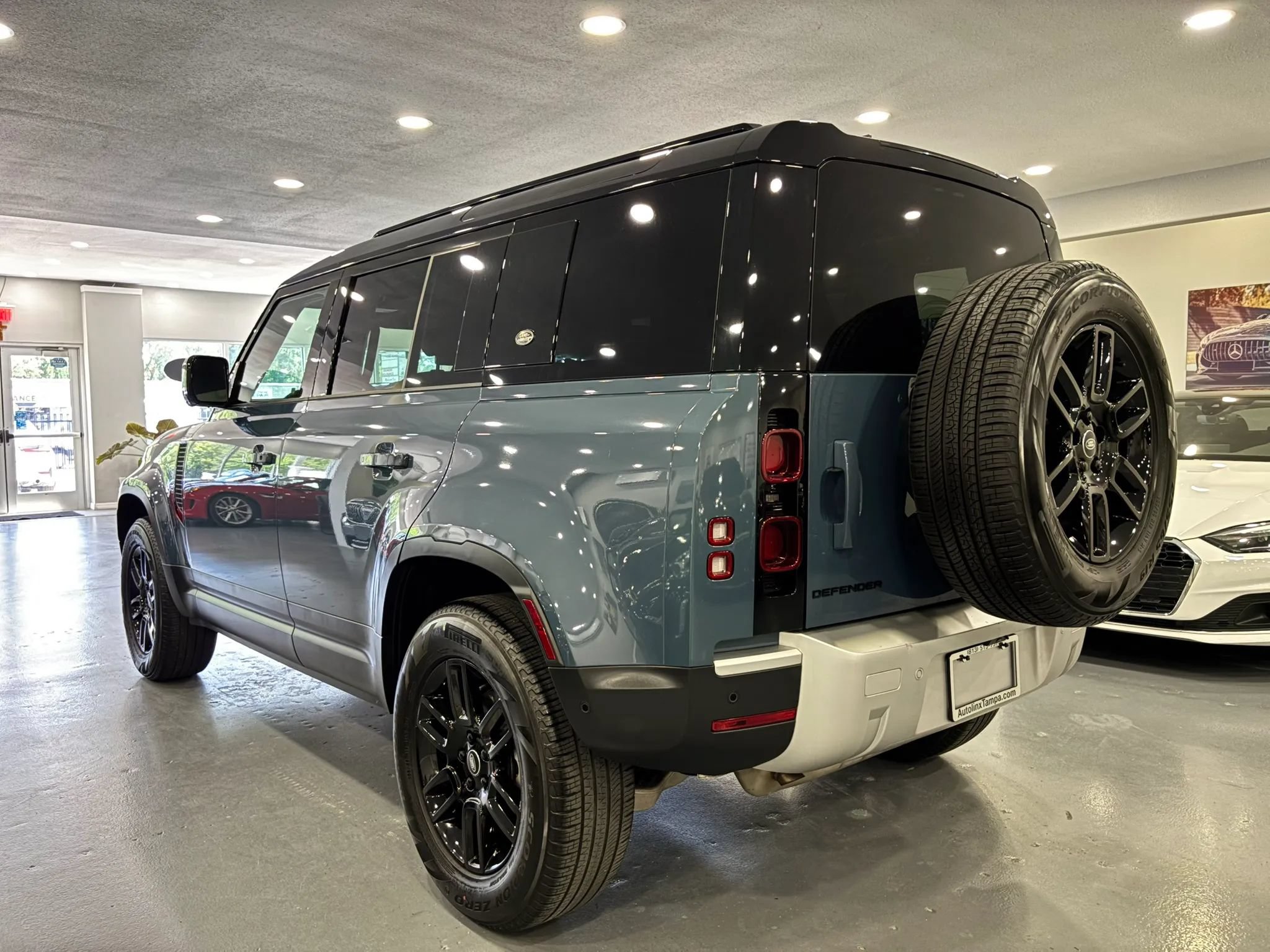 Used 2023 Land Rover Defender 110 S AWD/4WD image 5