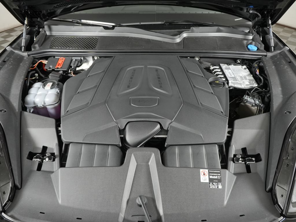 New 2026 Porsche Cayenne Coupe AWD/4WD image 43