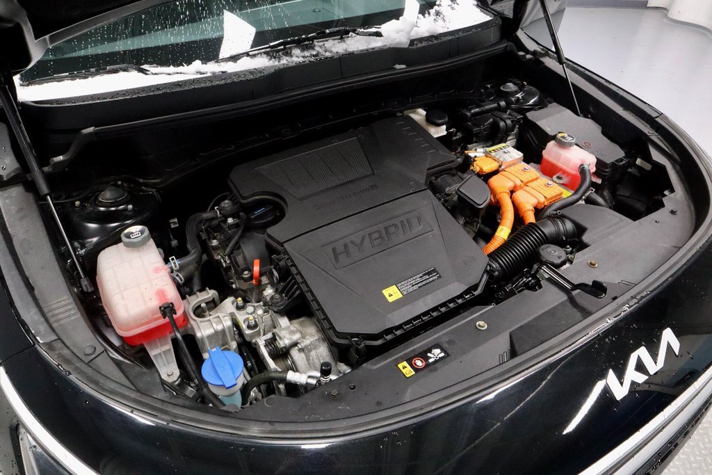 Used 2023 Kia Niro EX image 17
