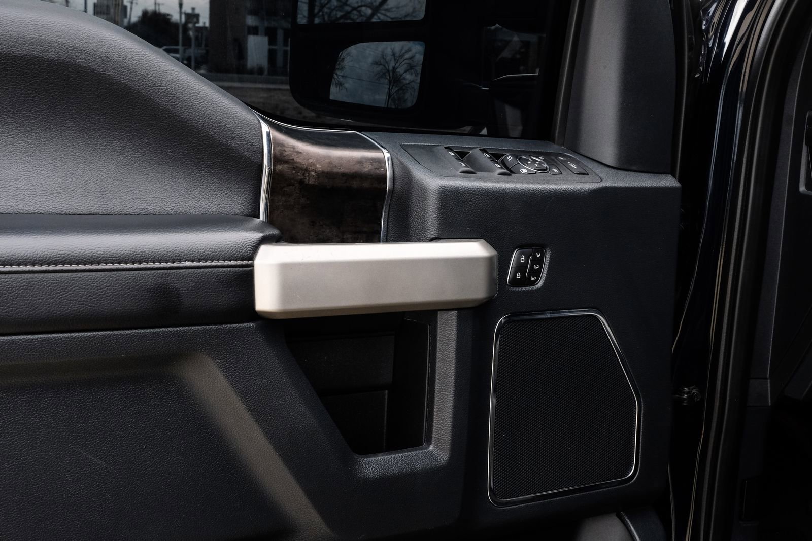 Used 2022 Ford F250 Lariat w/ Lariat Ultimate Package image 51