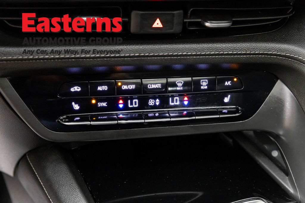 Used 2023 Buick Envision Essence w/ Sport Touring Package FWD image 20
