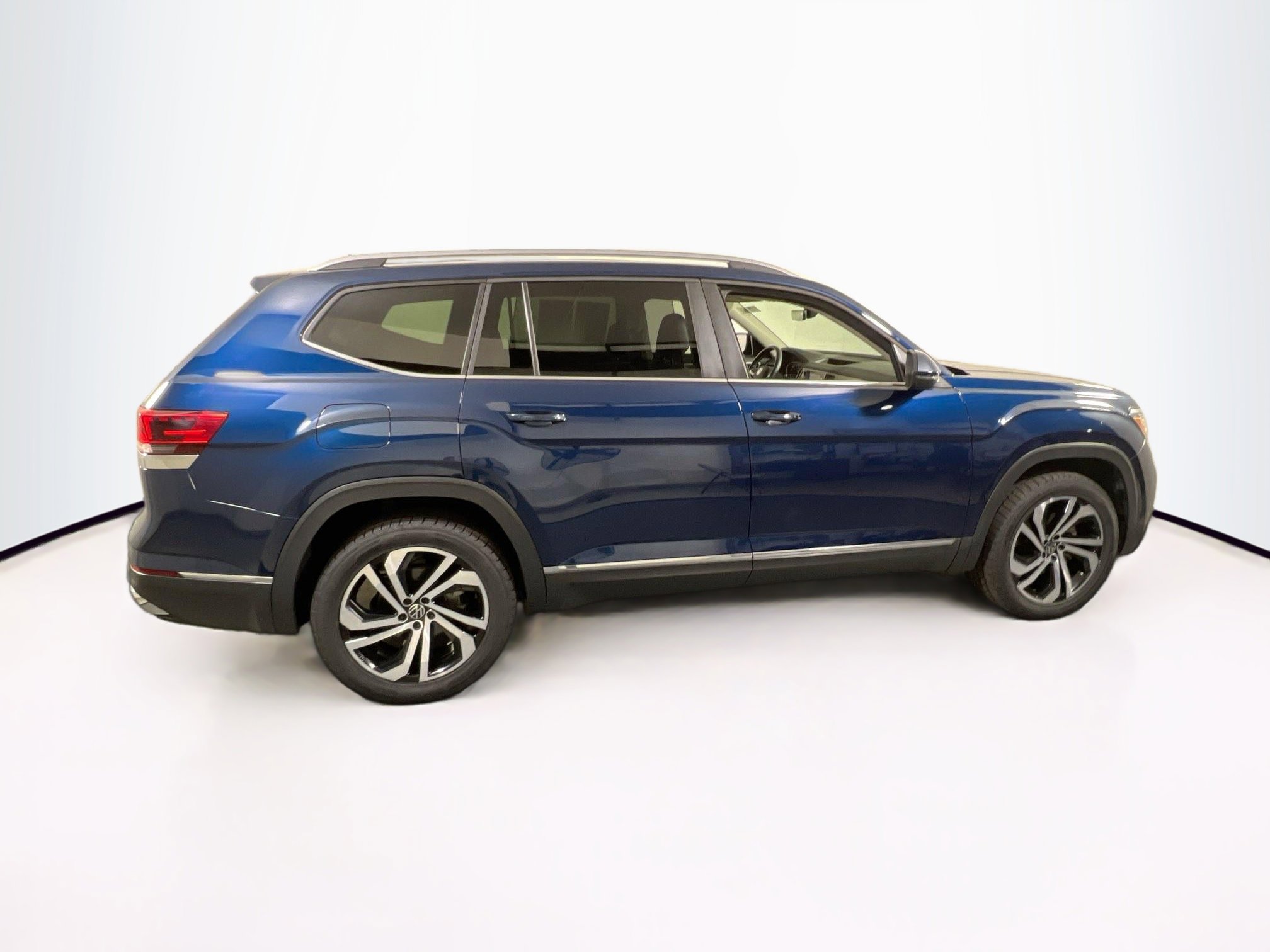 Used 2022 Volkswagen Atlas SEL image 4