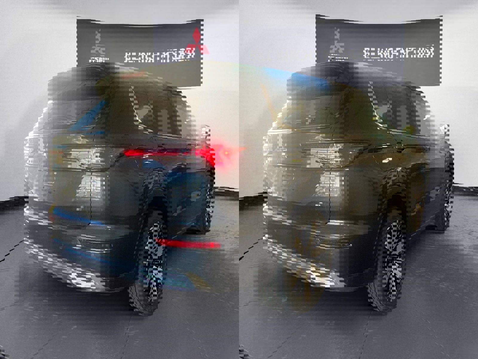 New 2025 Mitsubishi Outlander SE image 5