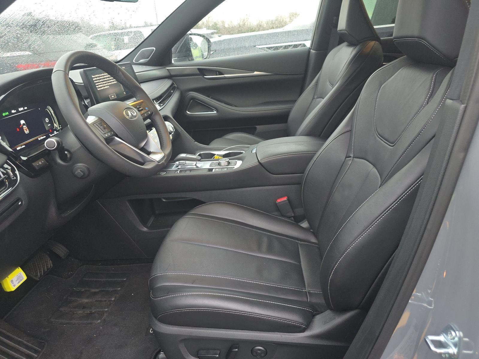 Certified 2025 INFINITI QX60 Luxe w/ Black Edition image 10