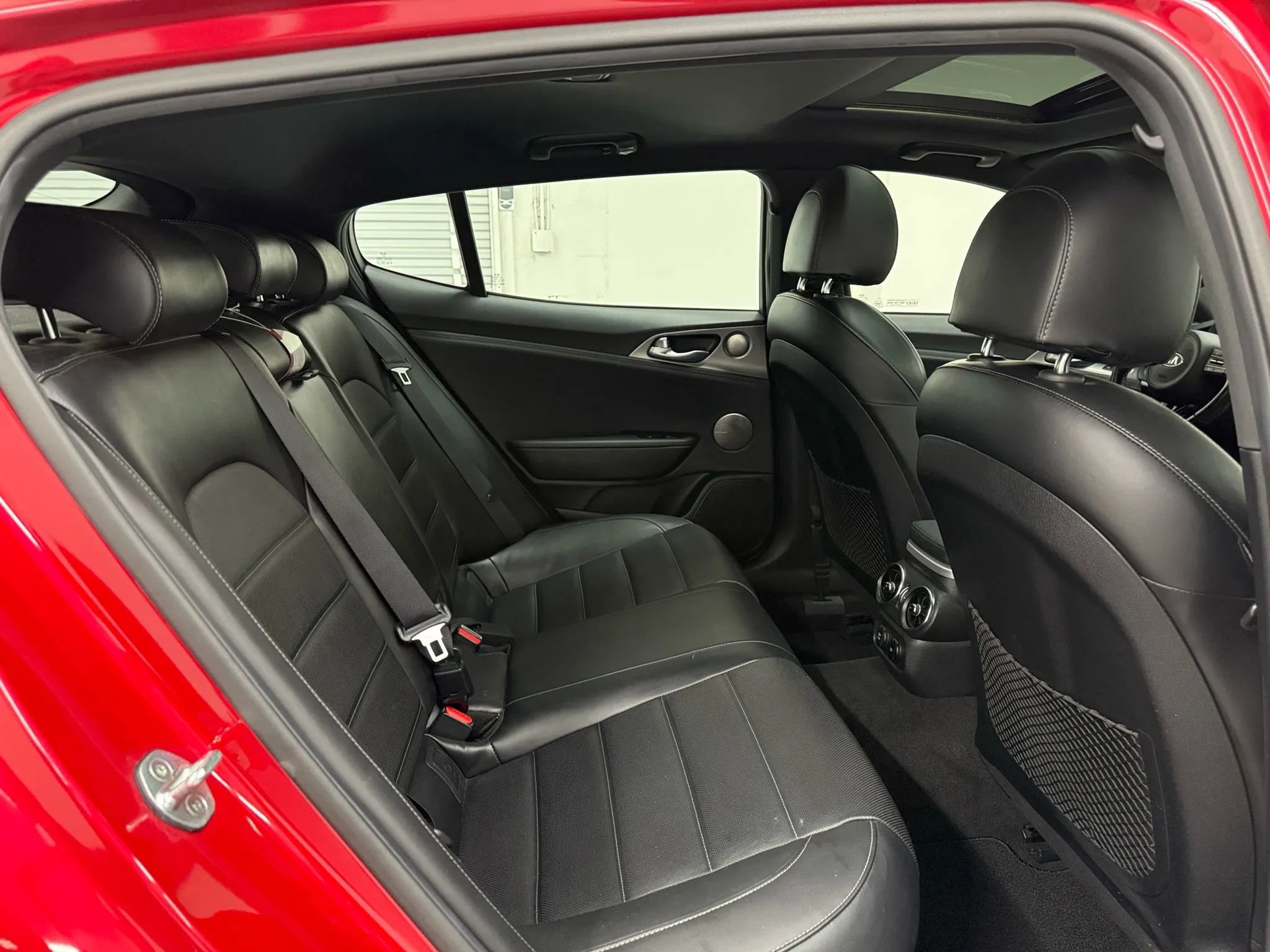 Used 2020 Kia Stinger GT2 image 15