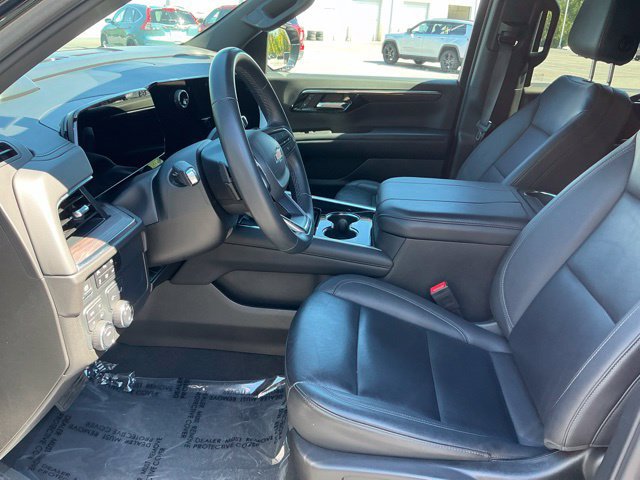 Used 2025 Chevrolet Tahoe LT AWD/4WD image 10