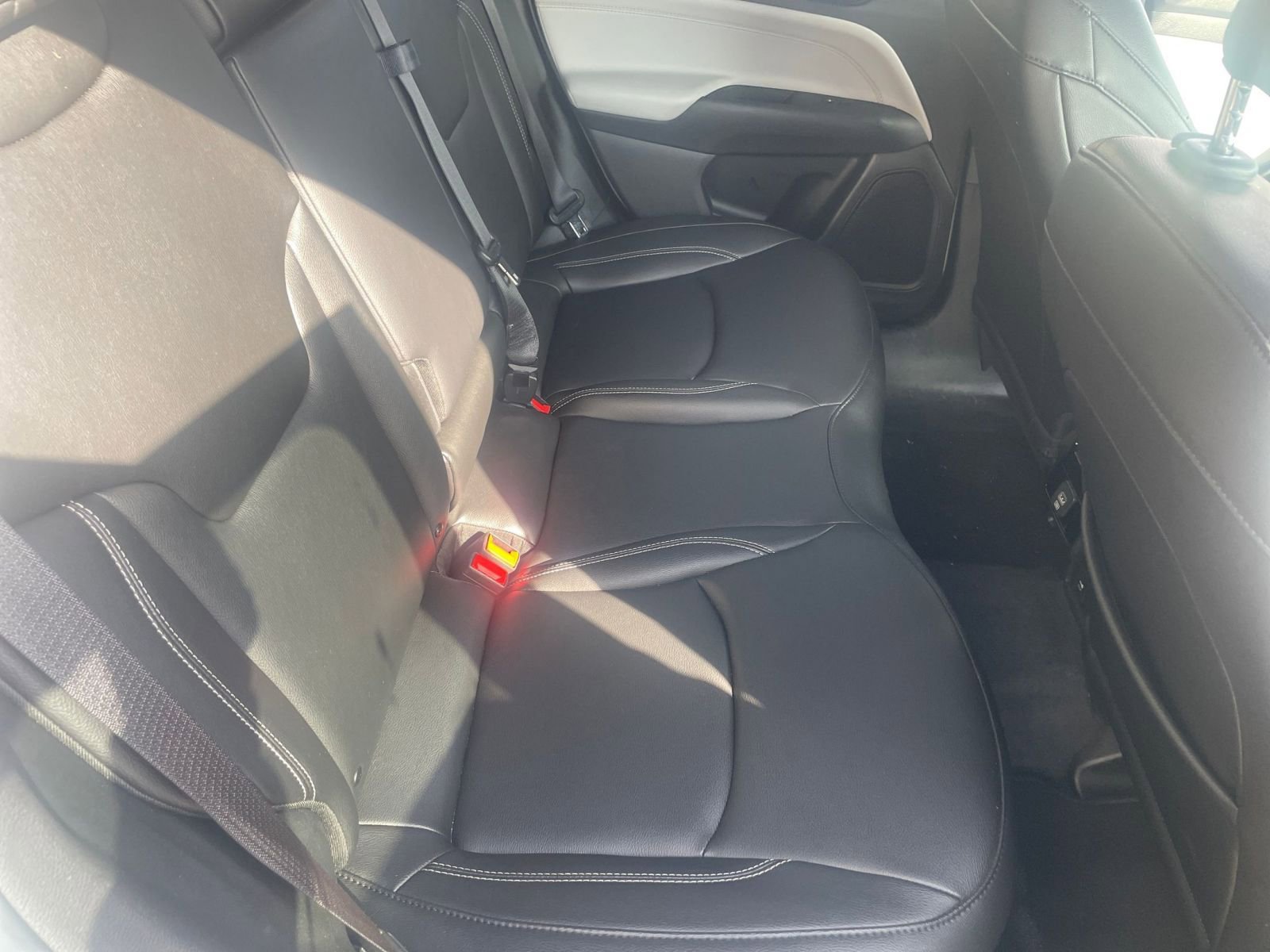 Used 2025 Jeep Compass Limited AWD/4WD image 39